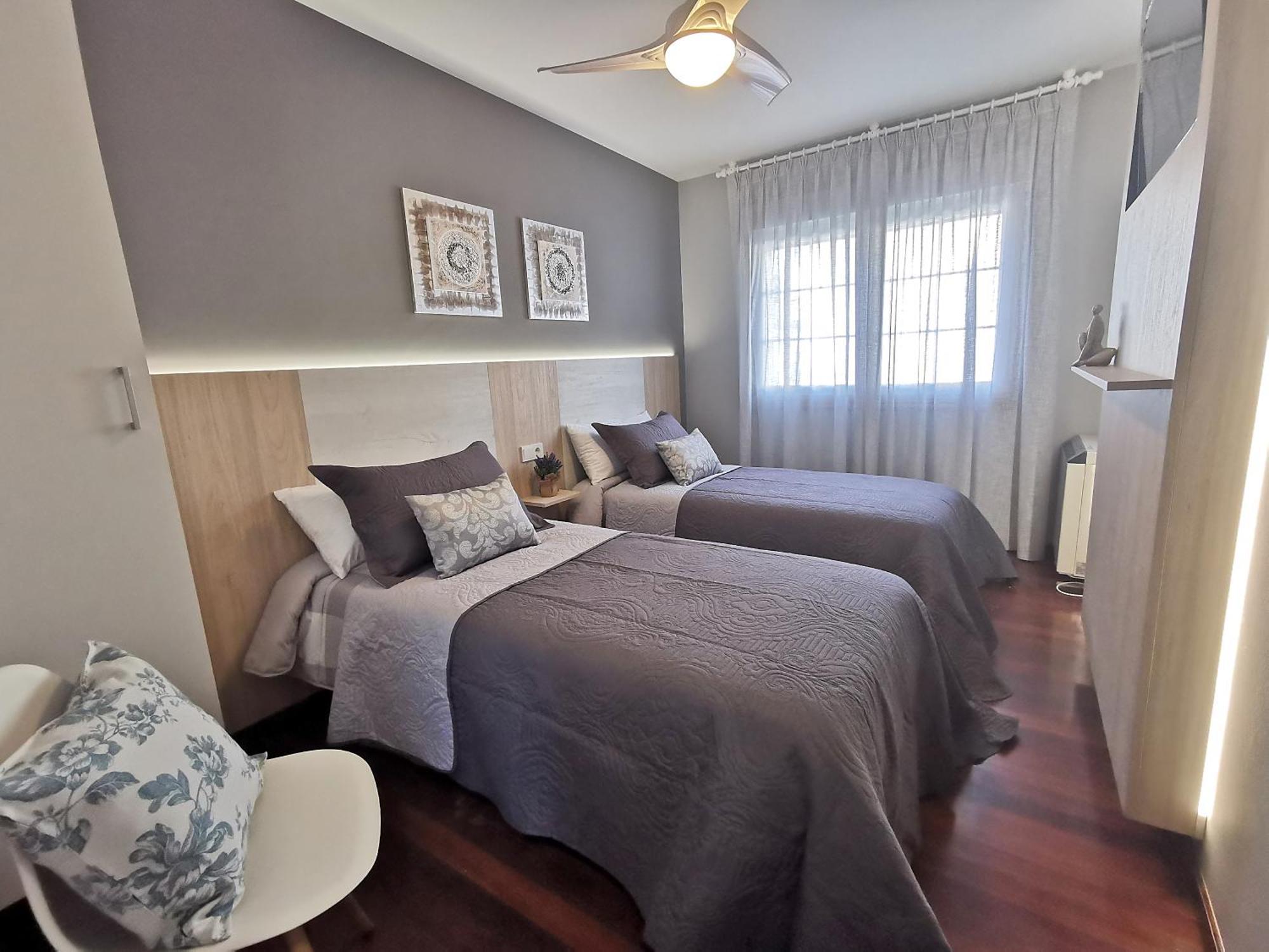 Grupo Arcanos Pension Atenea & Via Romana Кальдас-де-Рейес Экстерьер фото